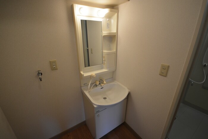 物件内観写真10　(洗面)