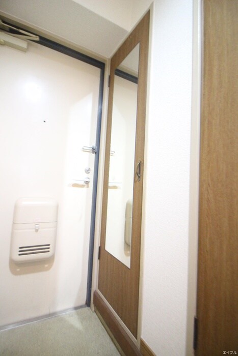 物件内観写真15　(靴箱)