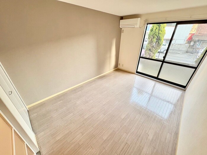 物件内観写真5　(居室)