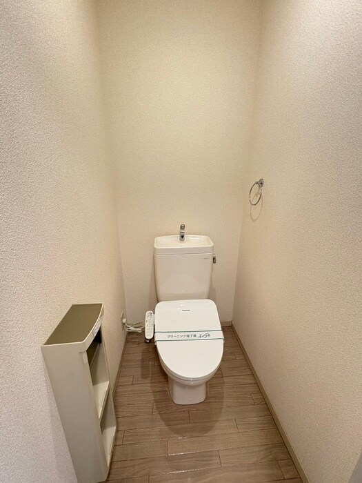 物件内観写真10　(トイレ)