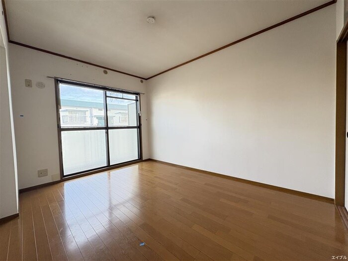 物件内観写真9　(居室)