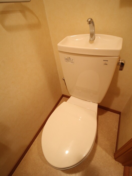 物件内観写真9　(トイレ)