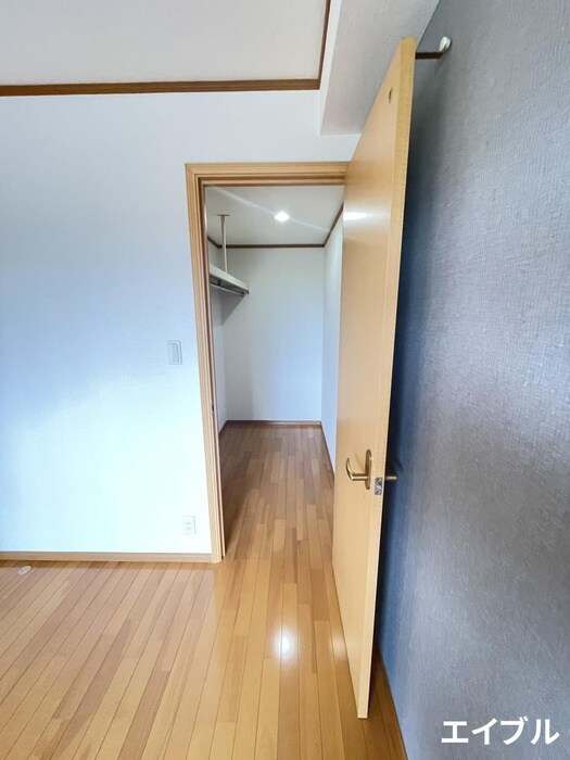 物件内観写真18　(収納)