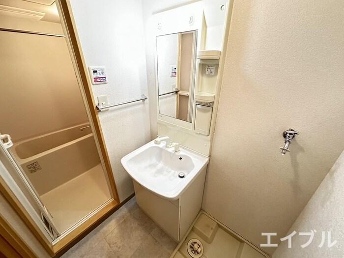 物件内観写真9　(洗面)