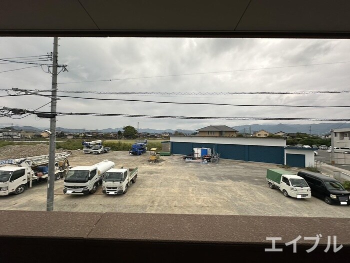 物件内観写真17　(室内からの展望)