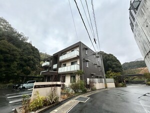 シャーメゾンひびきの外観写真