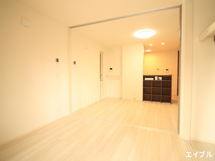 物件内観写真6　(居室)