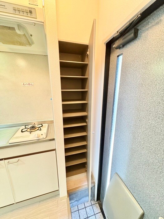 物件内観写真13　(靴箱)