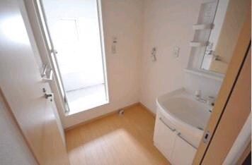 物件内観写真6　(洗面)