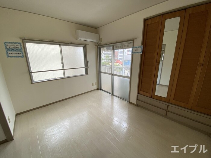 物件内観写真5　(居室)