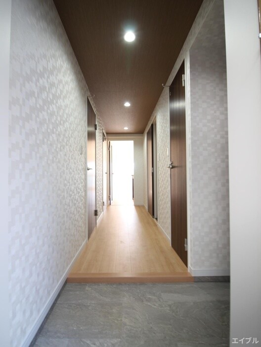 物件内観写真20　(玄関)