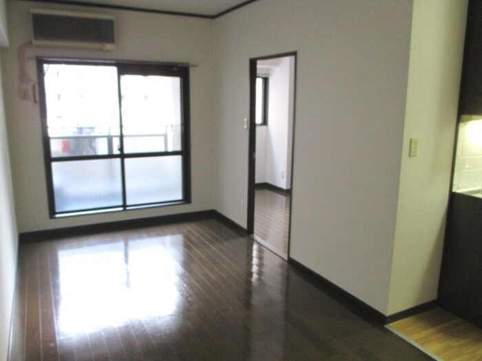 物件内観写真13　(居室)