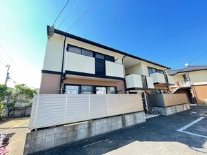 サニ－コ－トハザマＢ棟外観写真
