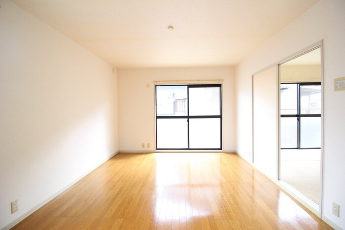 物件内観写真5　(居室)