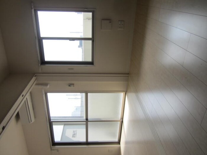 物件内観写真10　(室内からの展望)