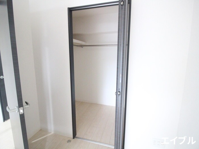 物件内観写真13　(収納)