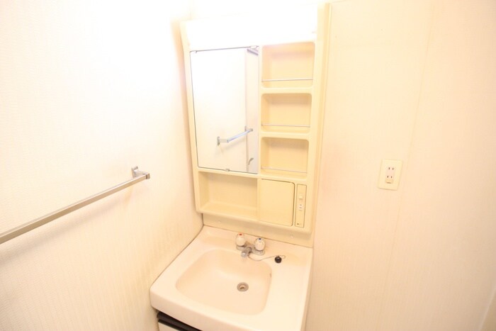 物件内観写真13　(洗面)