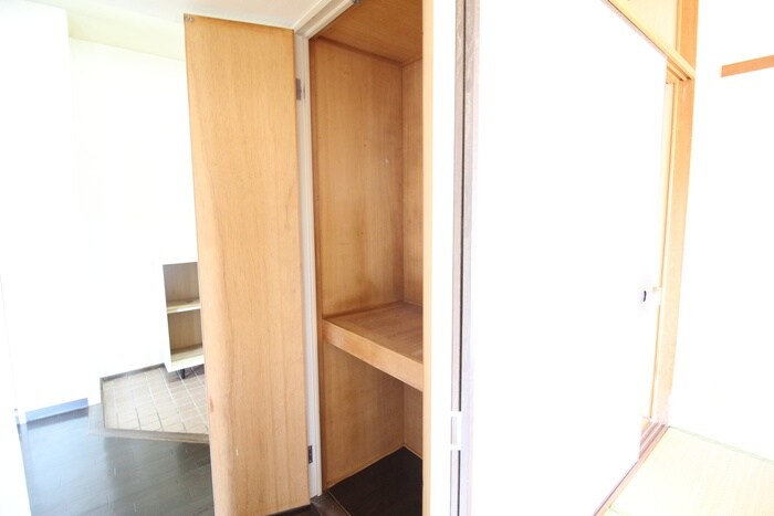 物件内観写真21　(収納)