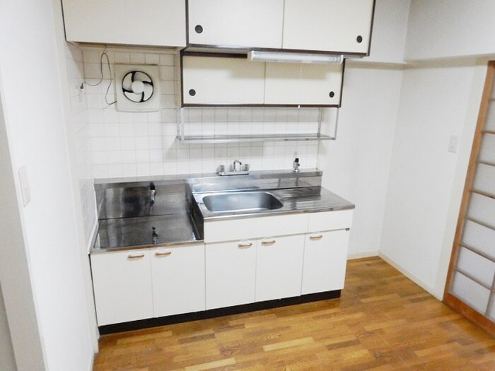 Ｊ－フィ－ルドのキッチン