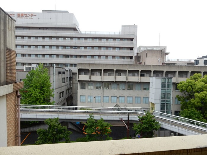 Ｊ－フィ－ルドの室内からの展望