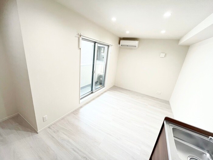 物件内観写真4　(居室)