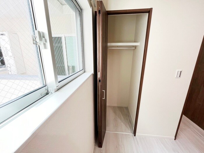 物件内観写真11　(収納)