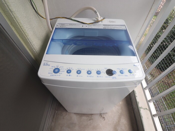 物件内観写真8　(洗濯機置場)