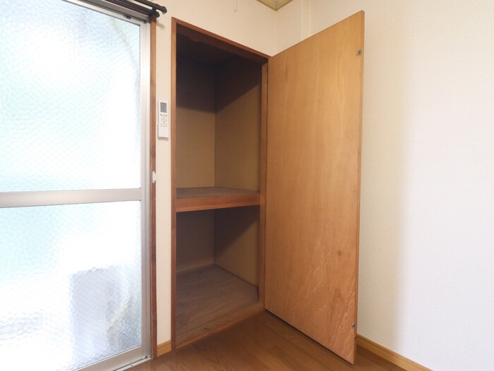 物件内観写真9　(収納)