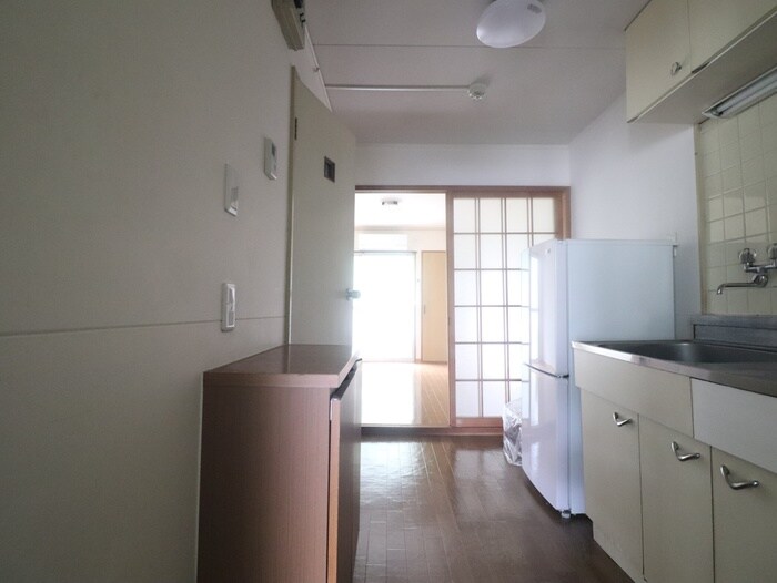 物件内観写真11　(廊下)