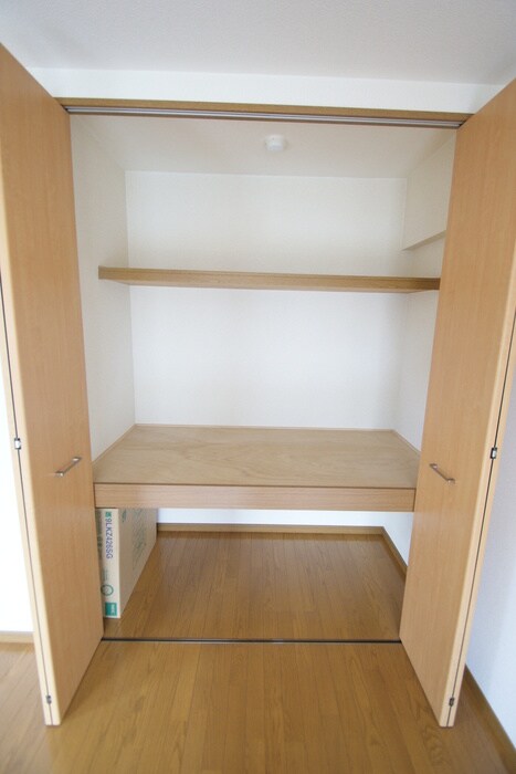 物件内観写真14　(収納)