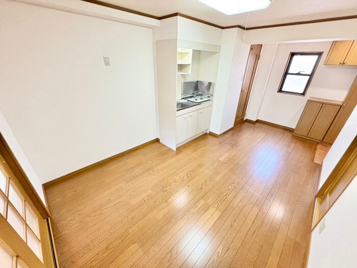 物件内観写真6　(居室)