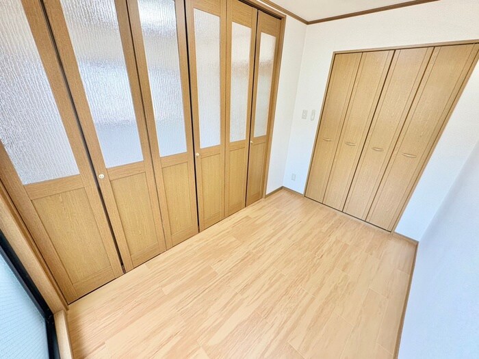 物件内観写真9　(居室)