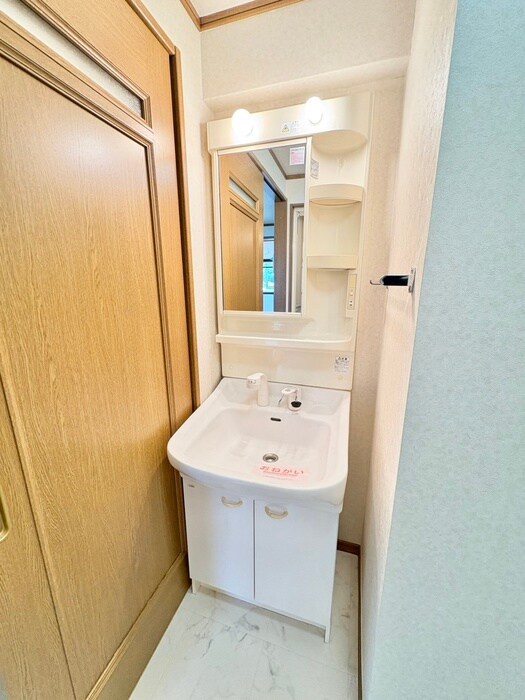 物件内観写真13　(洗面)