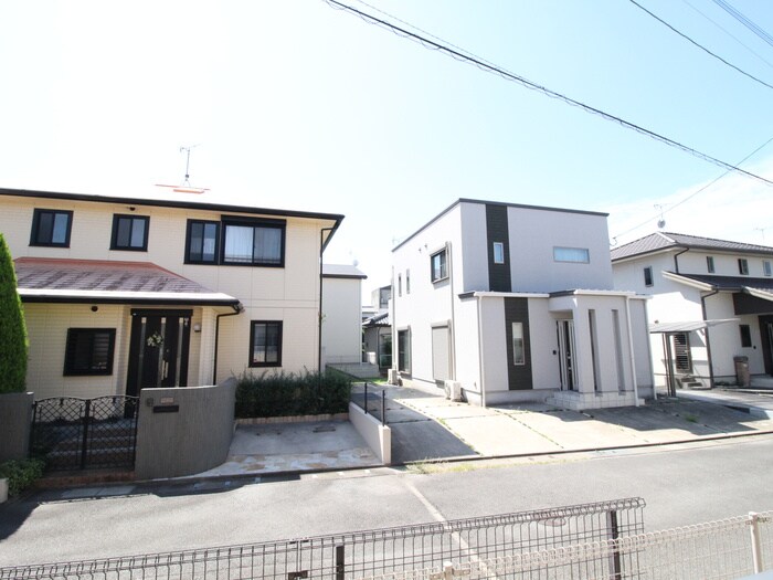 物件内観写真14　(室内からの展望)