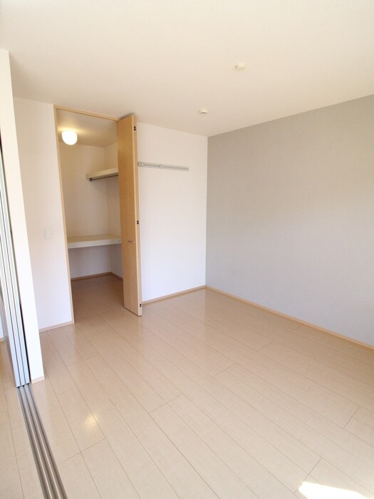 物件内観写真18　(居室)