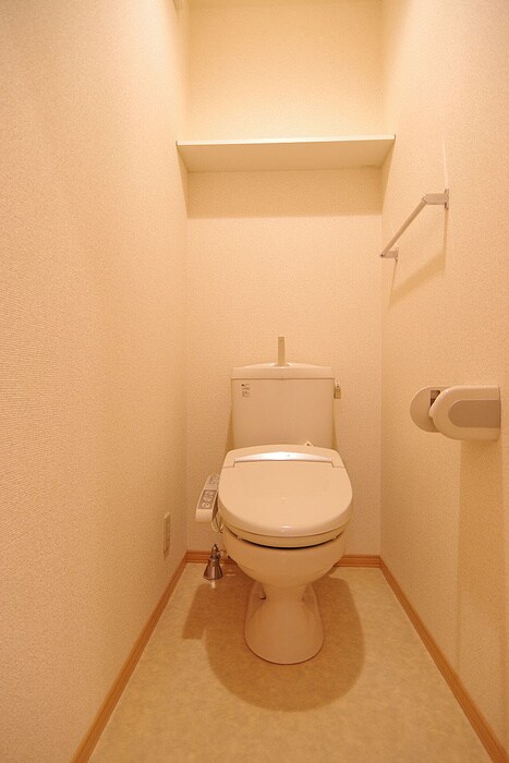 物件内観写真16　(トイレ)