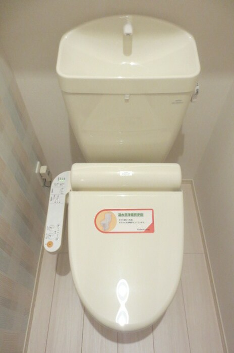 物件内観写真12　(トイレ)