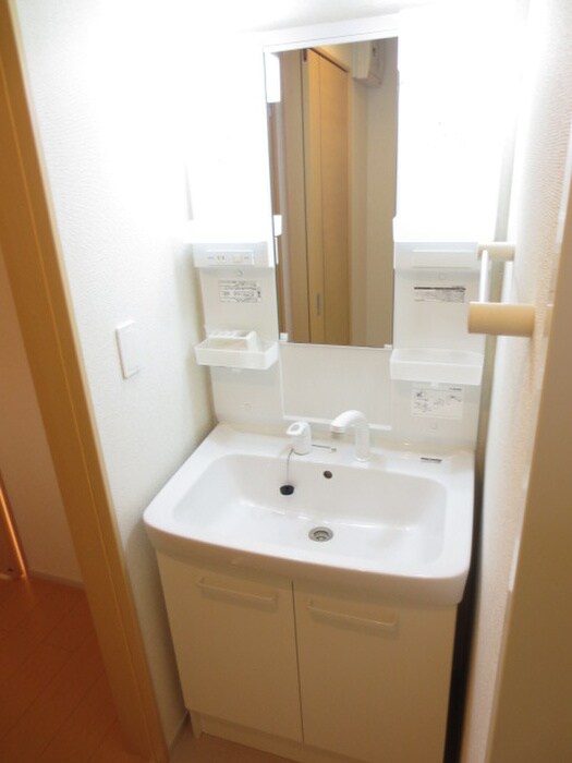 物件内観写真10　(洗面)