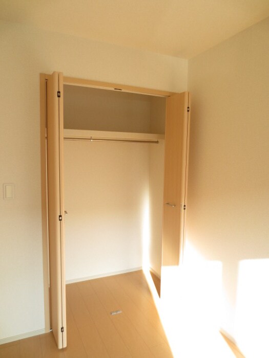 物件内観写真11　(収納)
