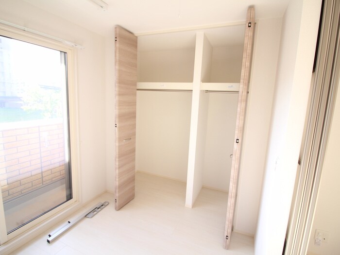 物件内観写真10　(収納)