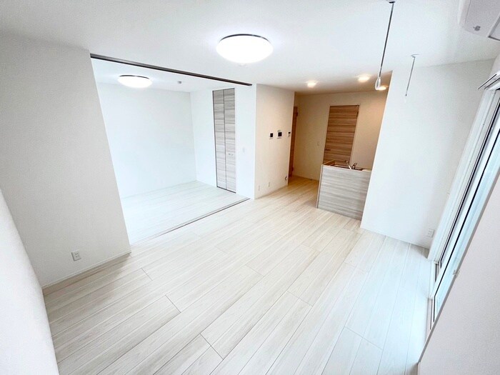 物件内観写真4　(居室)