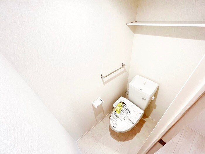 物件内観写真8　(トイレ)