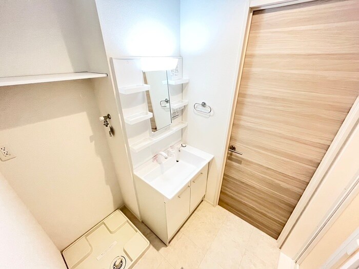 物件内観写真11　(洗面)