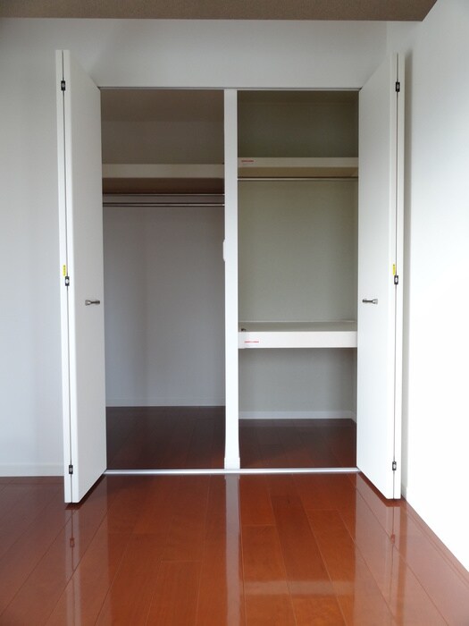 物件内観写真12　(収納)