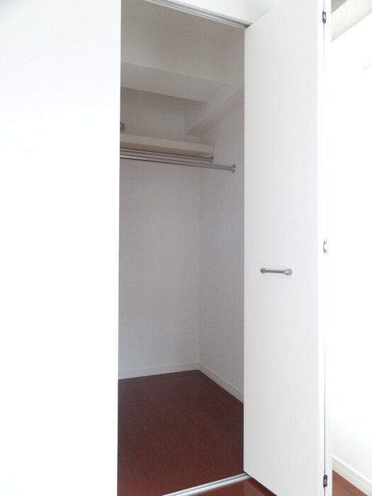 物件内観写真18　(収納)