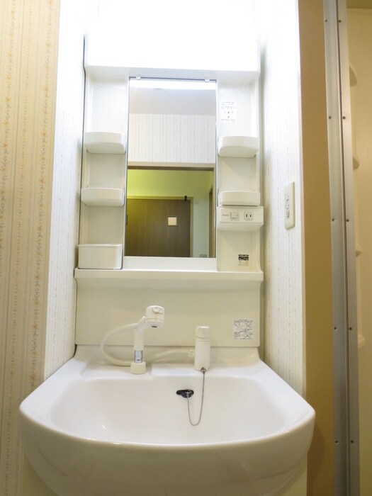 物件内観写真6　(洗面)