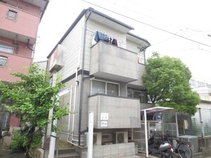 ファミリーコーポ的場外観写真