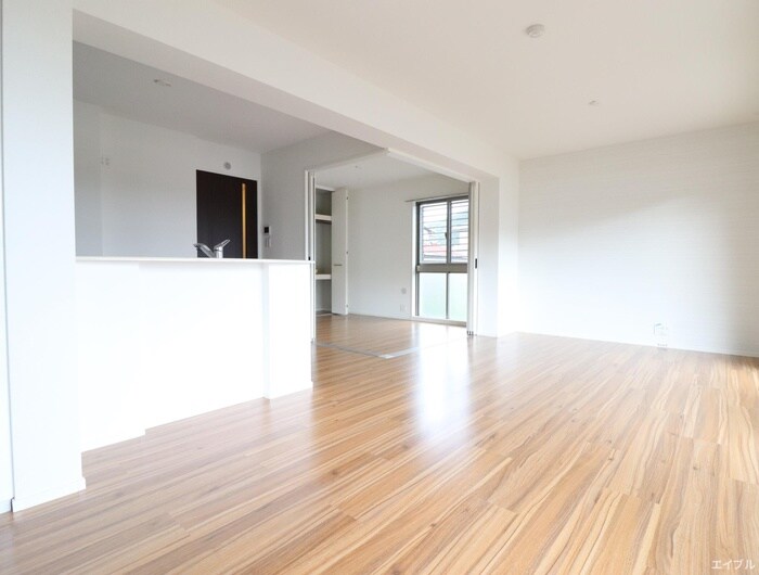 物件内観写真6　(居室)