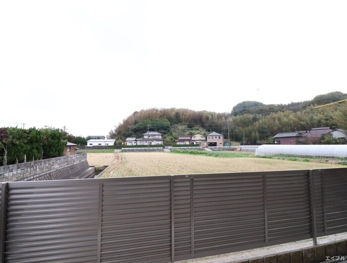 物件内観写真15　(室内からの展望)