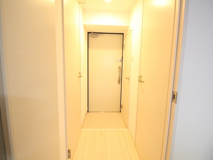 物件内観写真21　(廊下)